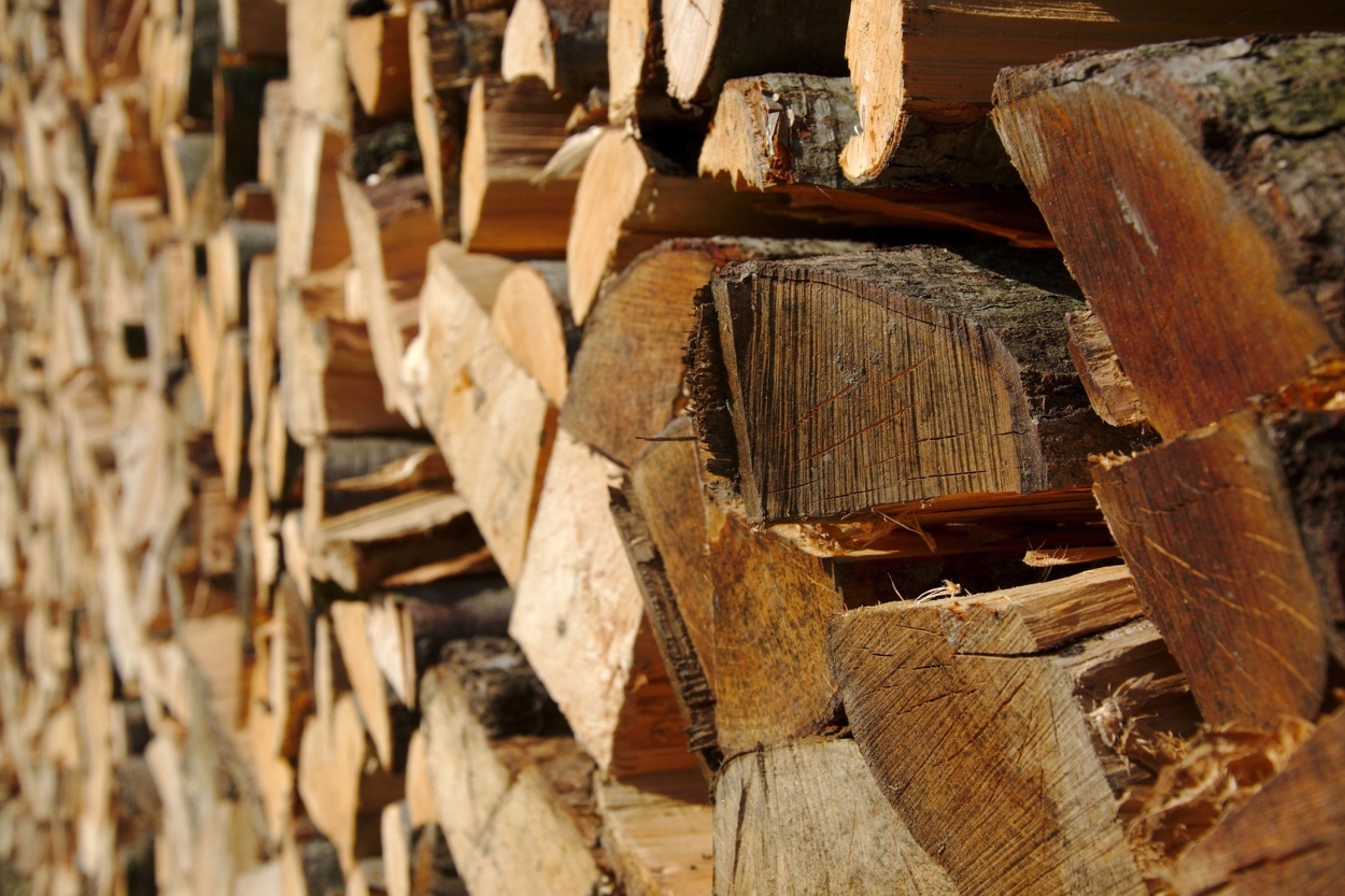 Naugatuck Firewood Delivery Services